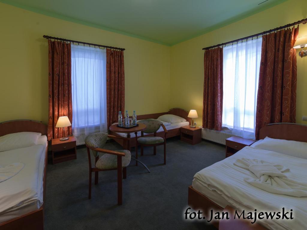 Majewski Hotel & Spa Malbork Kamer foto