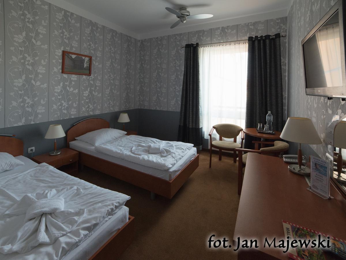 Majewski Hotel & Spa Malbork Buitenkant foto