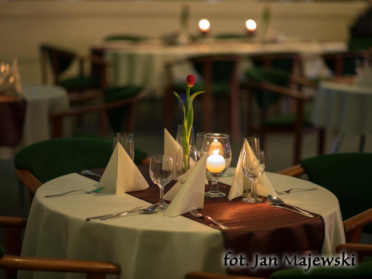 Majewski Hotel & Spa Malbork Buitenkant foto